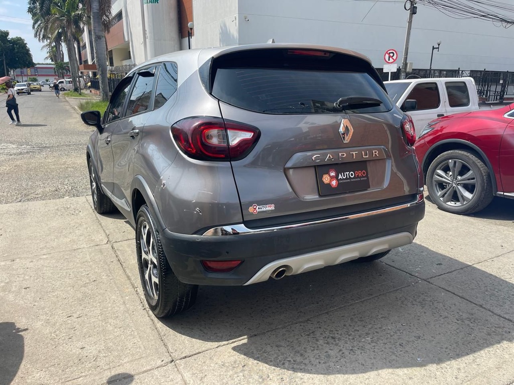 RENAULT CAPTUR INTENS BOSE 2.000CC 2021 AUT