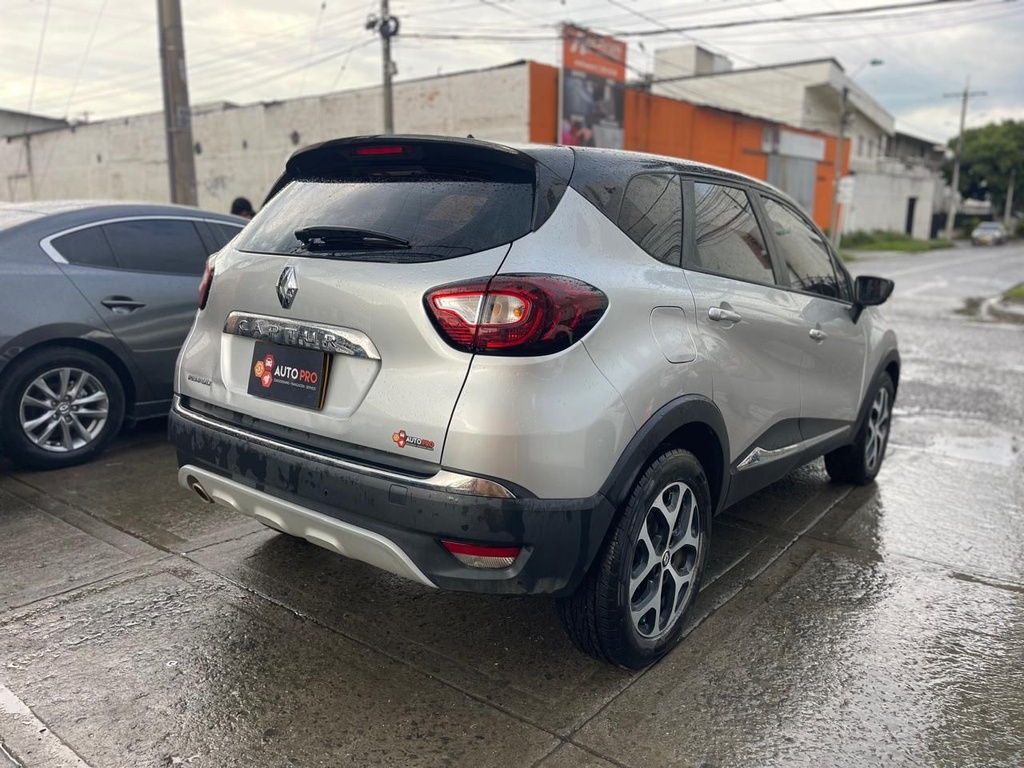 RENAULT CAPTUR INTENS 2.000CC 2021 AUT