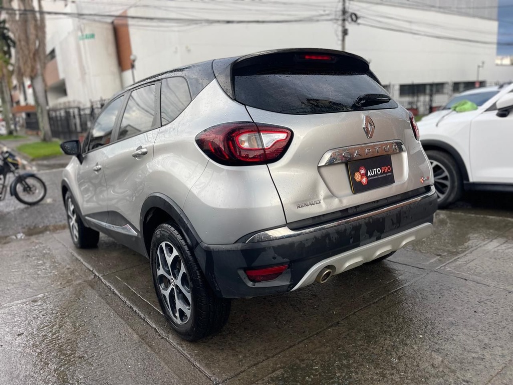 RENAULT CAPTUR INTENS 2.000CC 2021 AUT