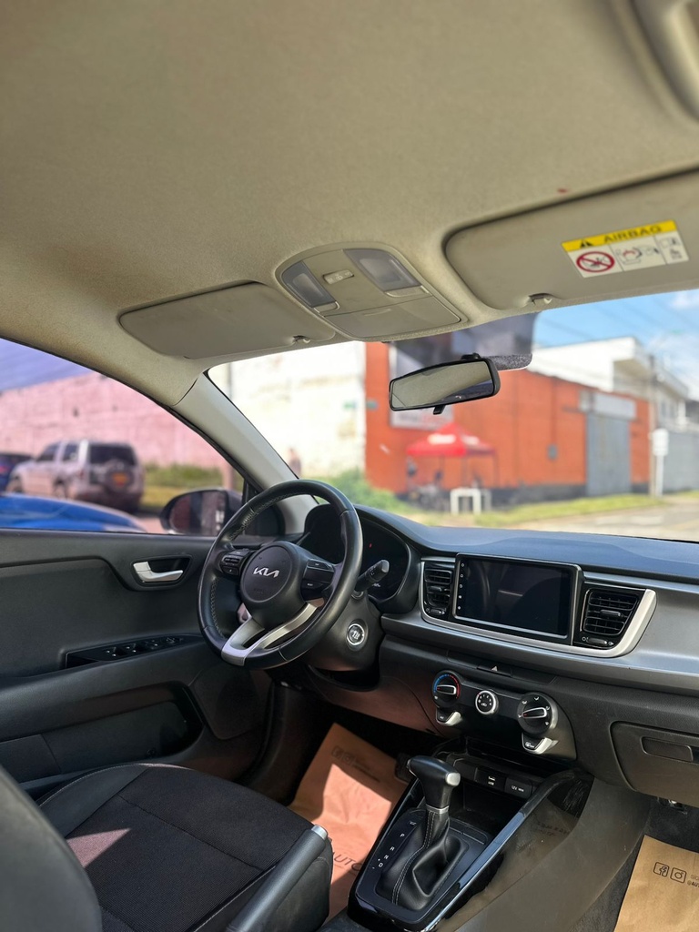 KIA RIO VIBRANT SD FL 2023 AUT