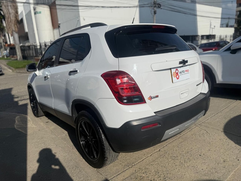 CHEVROLET TRACKER LT 2015 AUT