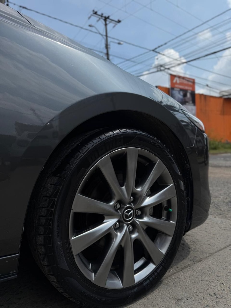 MAZDA 3 GRAND TOURING MILD HYBRID 2023 AUT