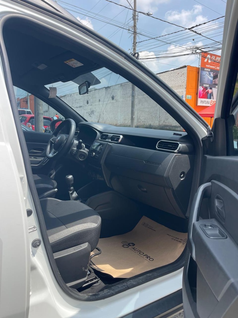 RENAULT DUSTER ZEN 1.600CC 2023 MEC