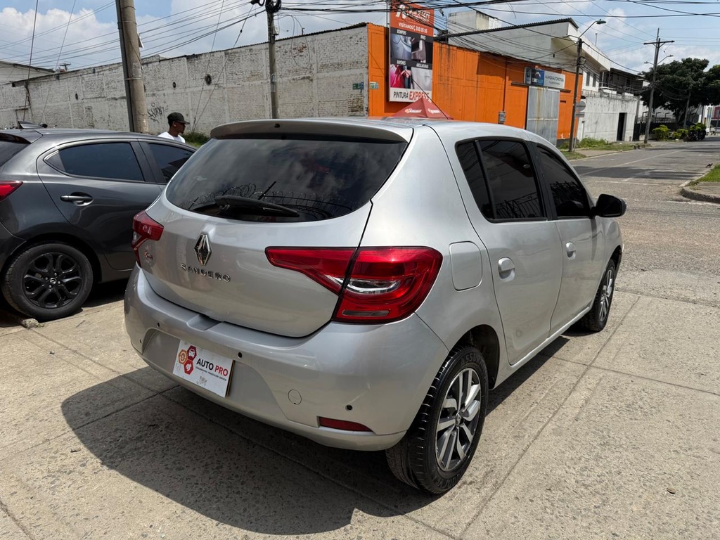 RENAULT SANDERO ZEN+16V FL 2022 MEC