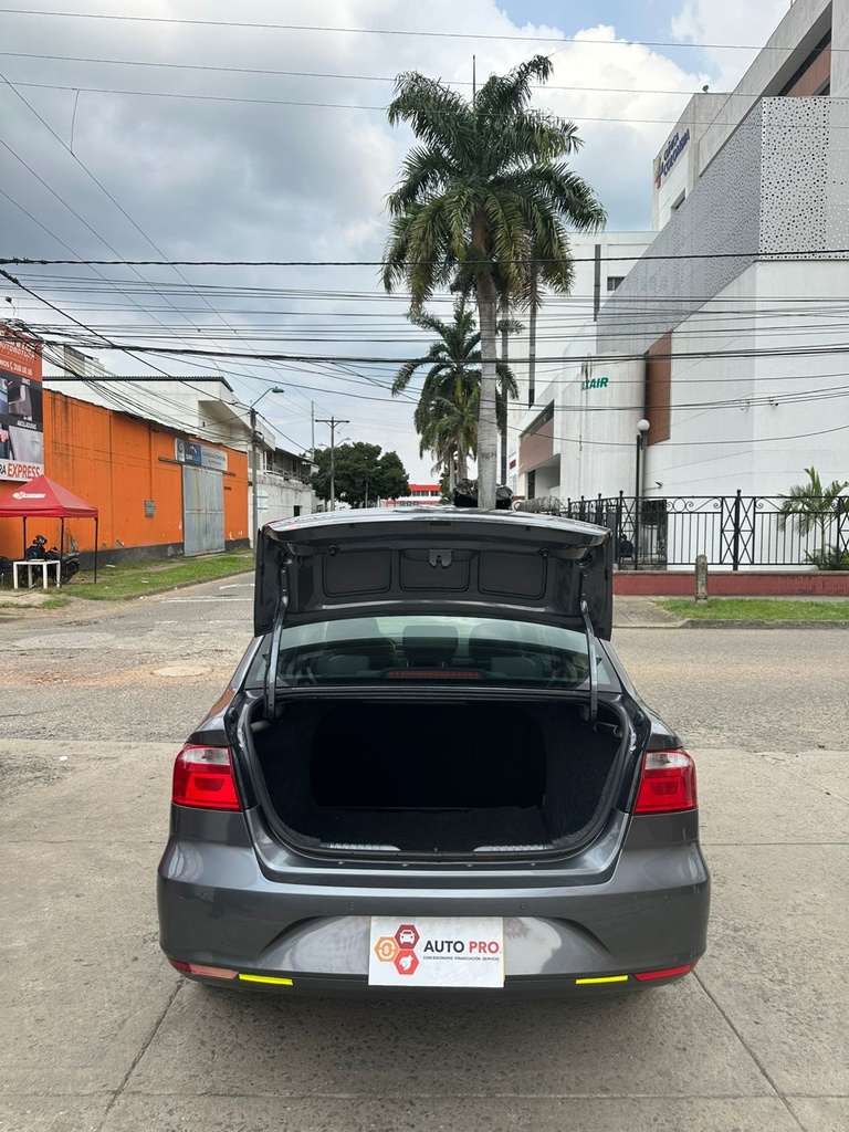 VOLKSWAGEN VOYAGE COMFORTLINE 2022 AUT