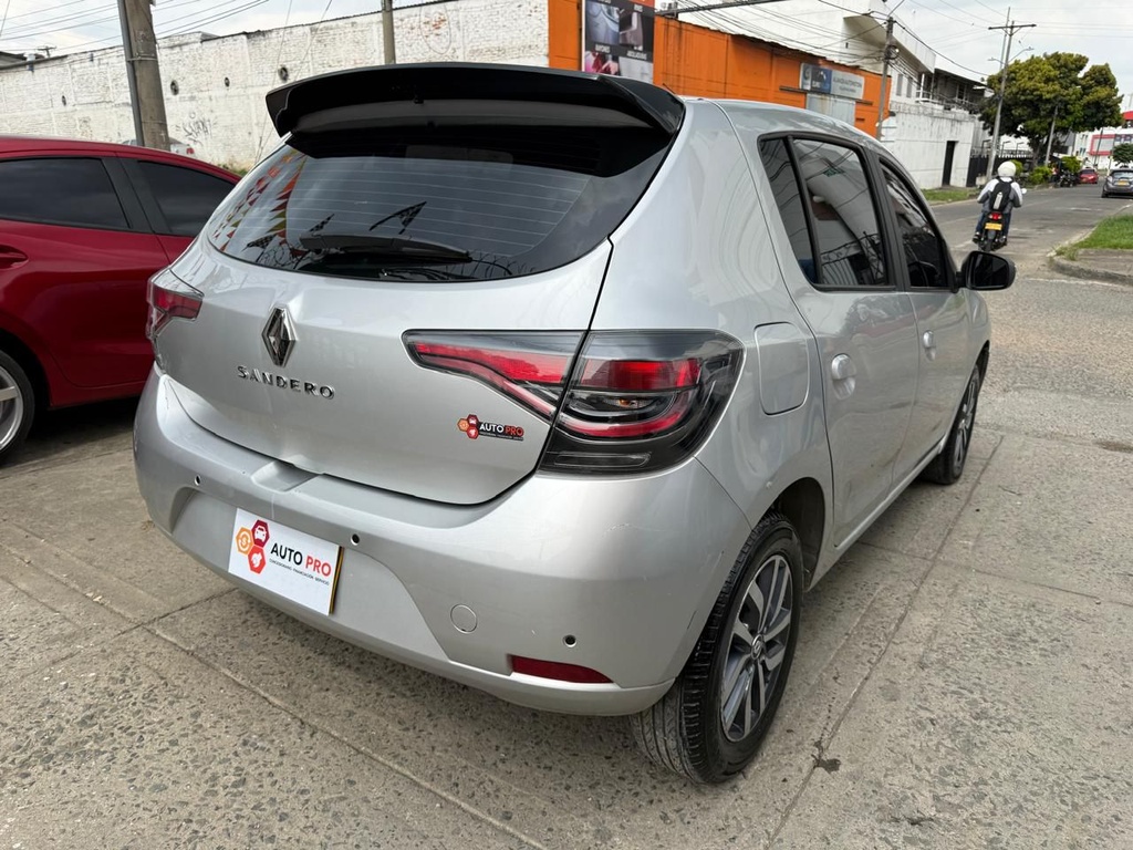 RENAULT SANDERO ZEN+16V FL 2025 MEC