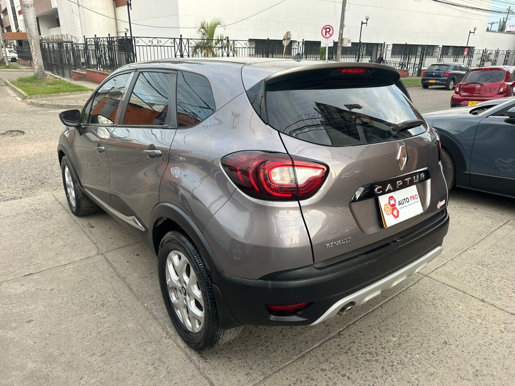 RENAULT CAPTUR ZEN 2.000CC 2020 MEC