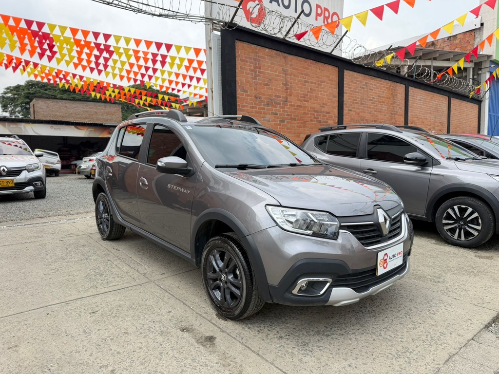 RENAULT STEPWAY ZEN+16V FL 2025 MEC