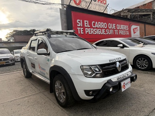 [JYM809] RENAULT OROCH INTENS 4X4 2.000CC 2022 MEC